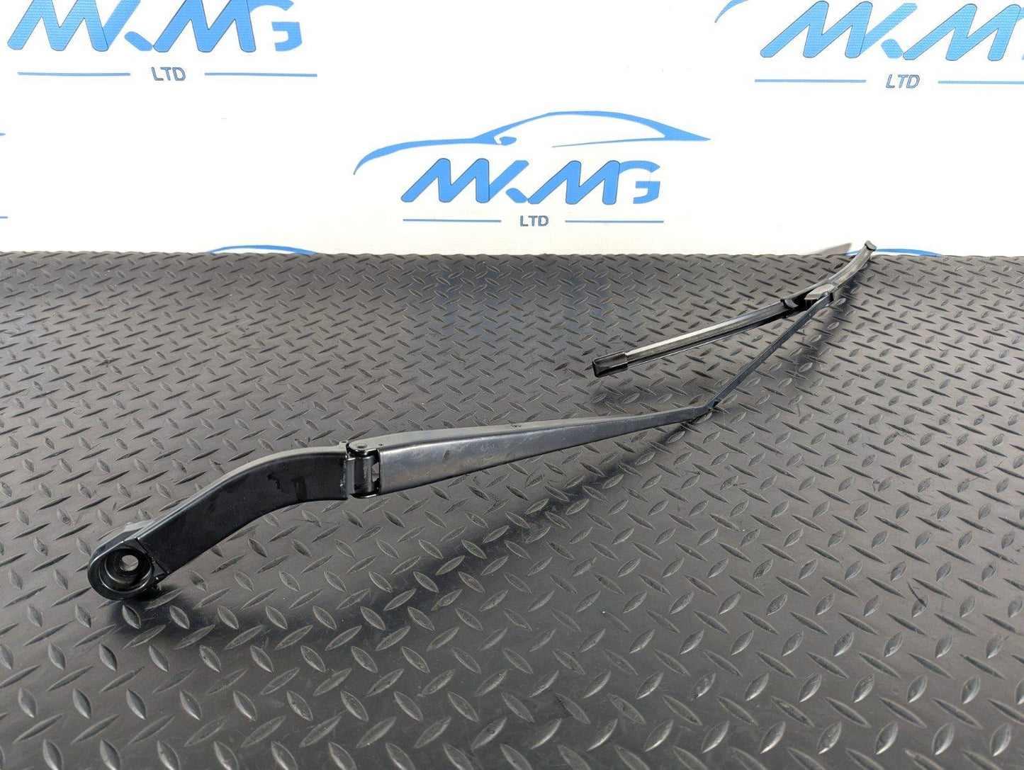14-19 LAND ROVER L550 GENUINE N/S/F FRONT LEFT PASSENGER SIDE WIPER ARM 237A1