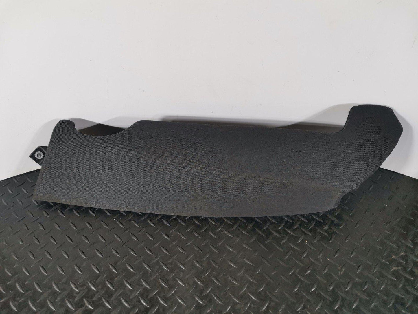 16-19 AUDI A4 B9 SALOON GENUINE REAR LEFT PASSENGER SIDE CLOTH BOLSTER 8W0885703