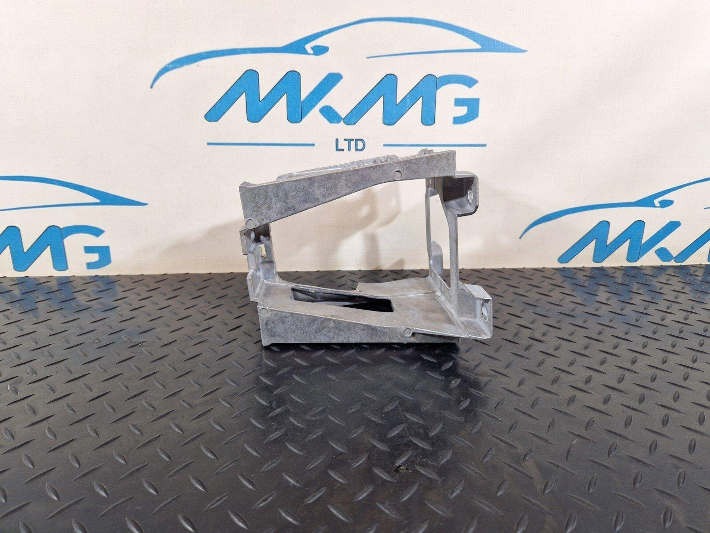 14-21 BMW 2 SERIES 218d GRAN TOURER F46 OEM CENTRE CONSOLE BRACKET REAR 9274404