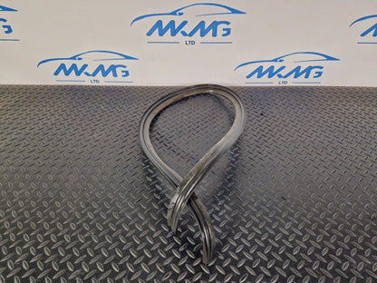 18-ON MERCEDES BENZ SPRINTER W907 W910 OEM BONNET RUBBER SEAL A9108870000