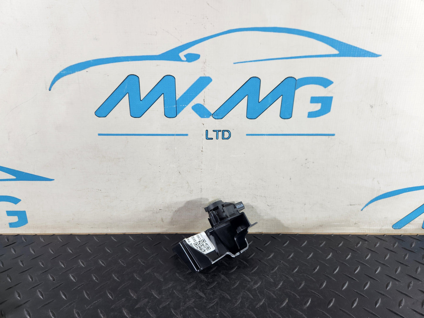 Land Rover Range Rover Evoque L551 Temperature Sensor K8D2-045K00-B