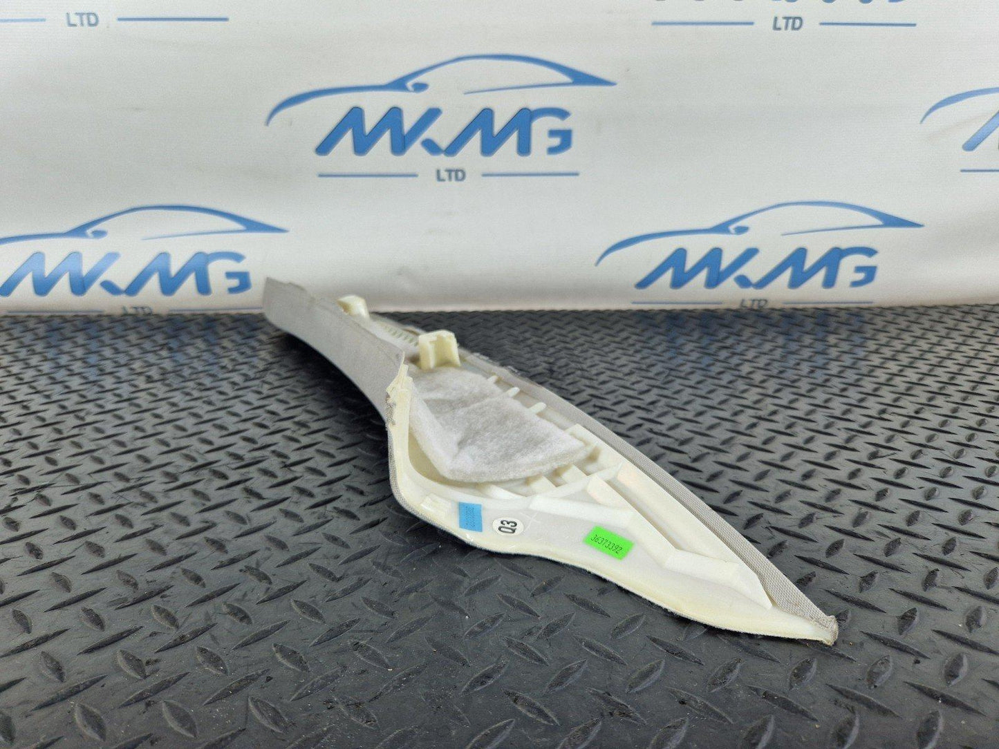 11-19 MERCEDES BENZ ML W166 GENUINE FRONT RIGHT A PILLAR TRIM A1666901425