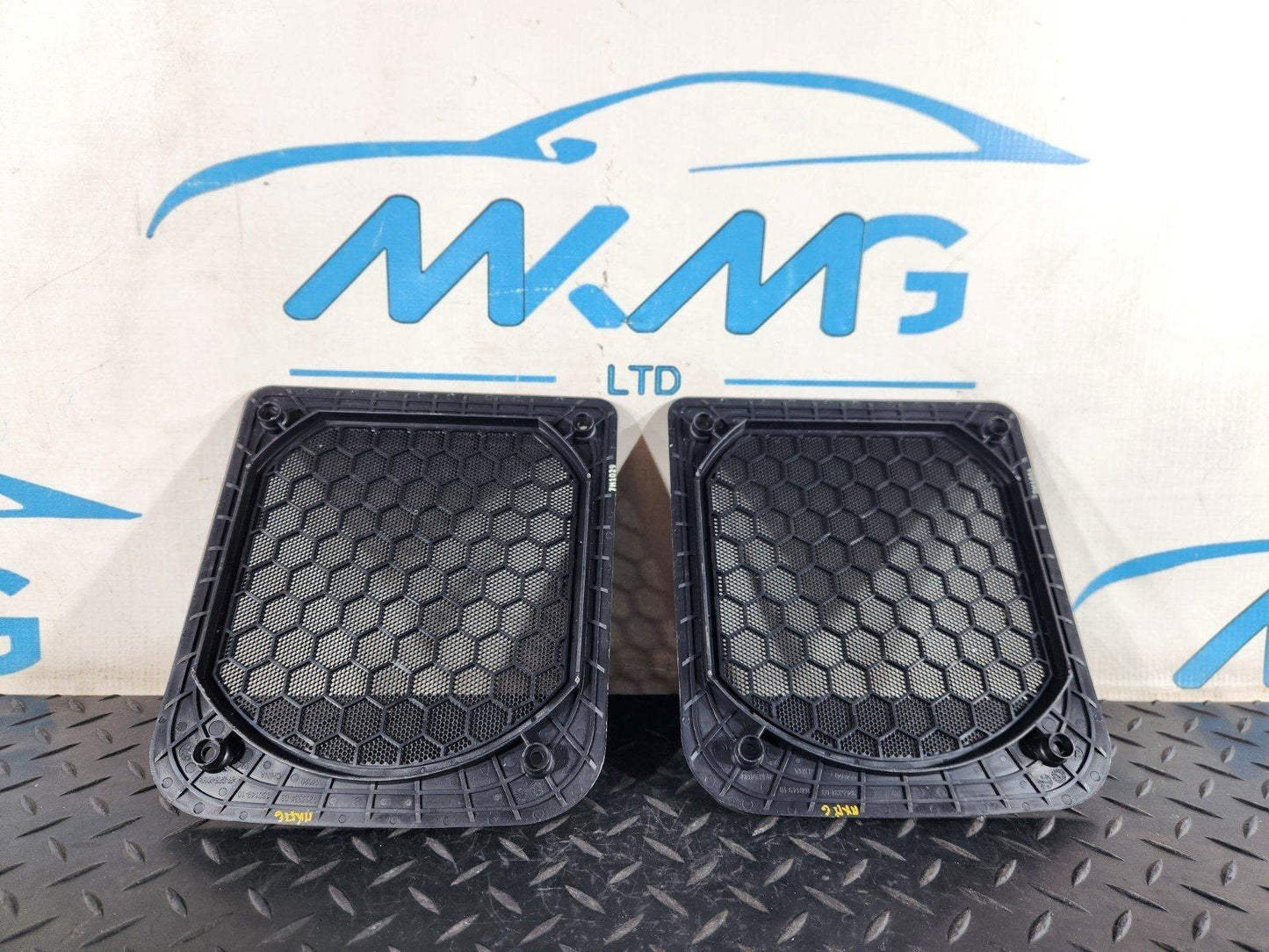Set of 2 Speaker Covers Grille Mini F60 BMW F45 F39 9265334