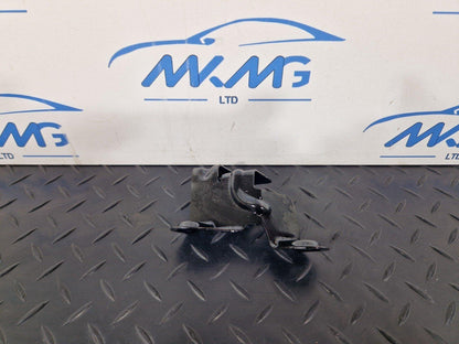 19-ON MERCEDES BENZ CLA C118 REAR RIGHT LOAD COMPARTMENT BRACKET A1776802203
