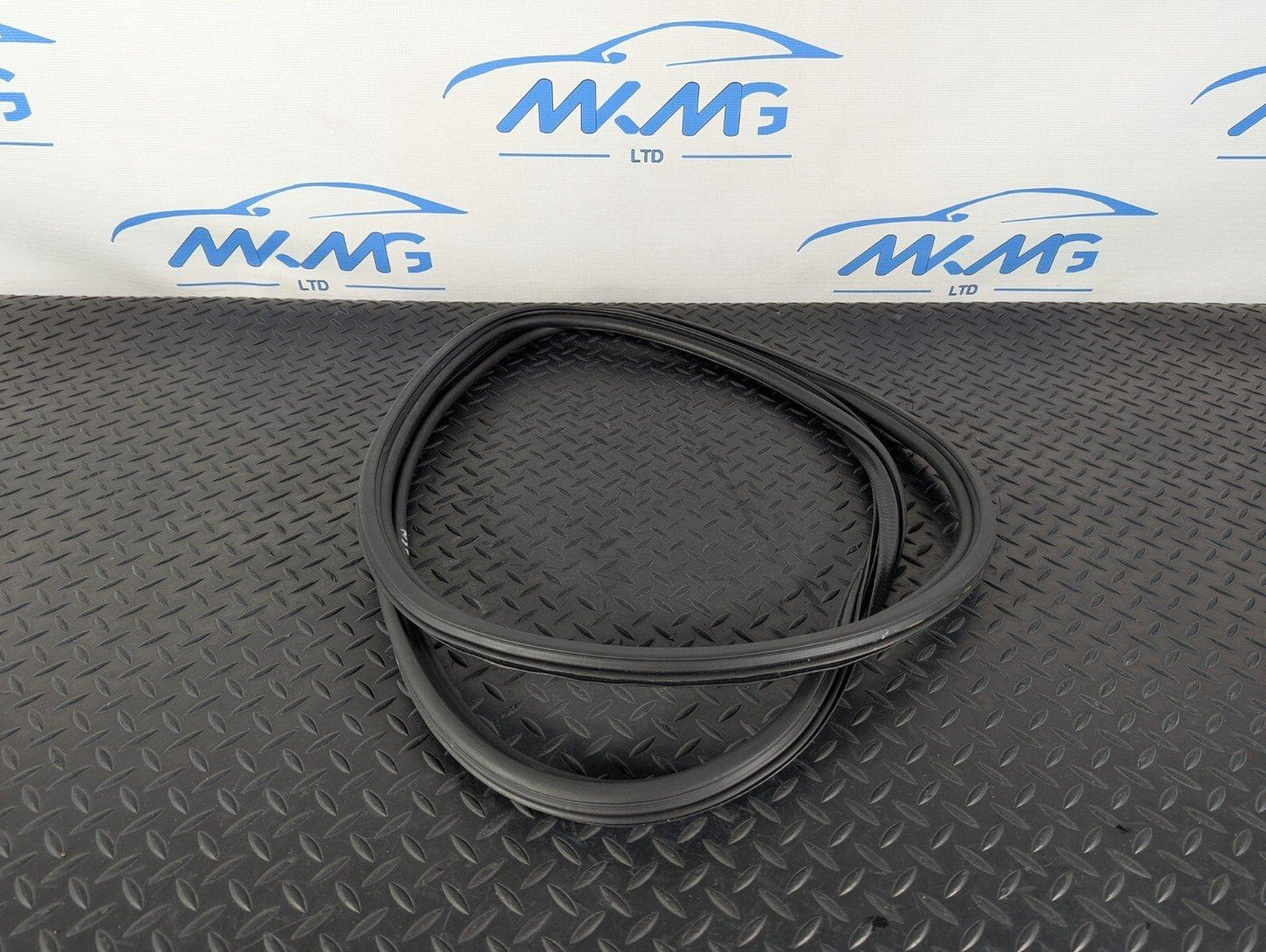 12-18 AUDI A6 C7 GENUINE FRONT LEFT N/S DOOR SEAL