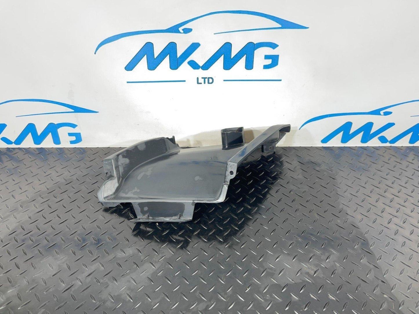 2019-ON  LAND ROVER DISCOVERY L550 DRIVER SIDE FRONT BUMPER BRACKET LK7217E950A