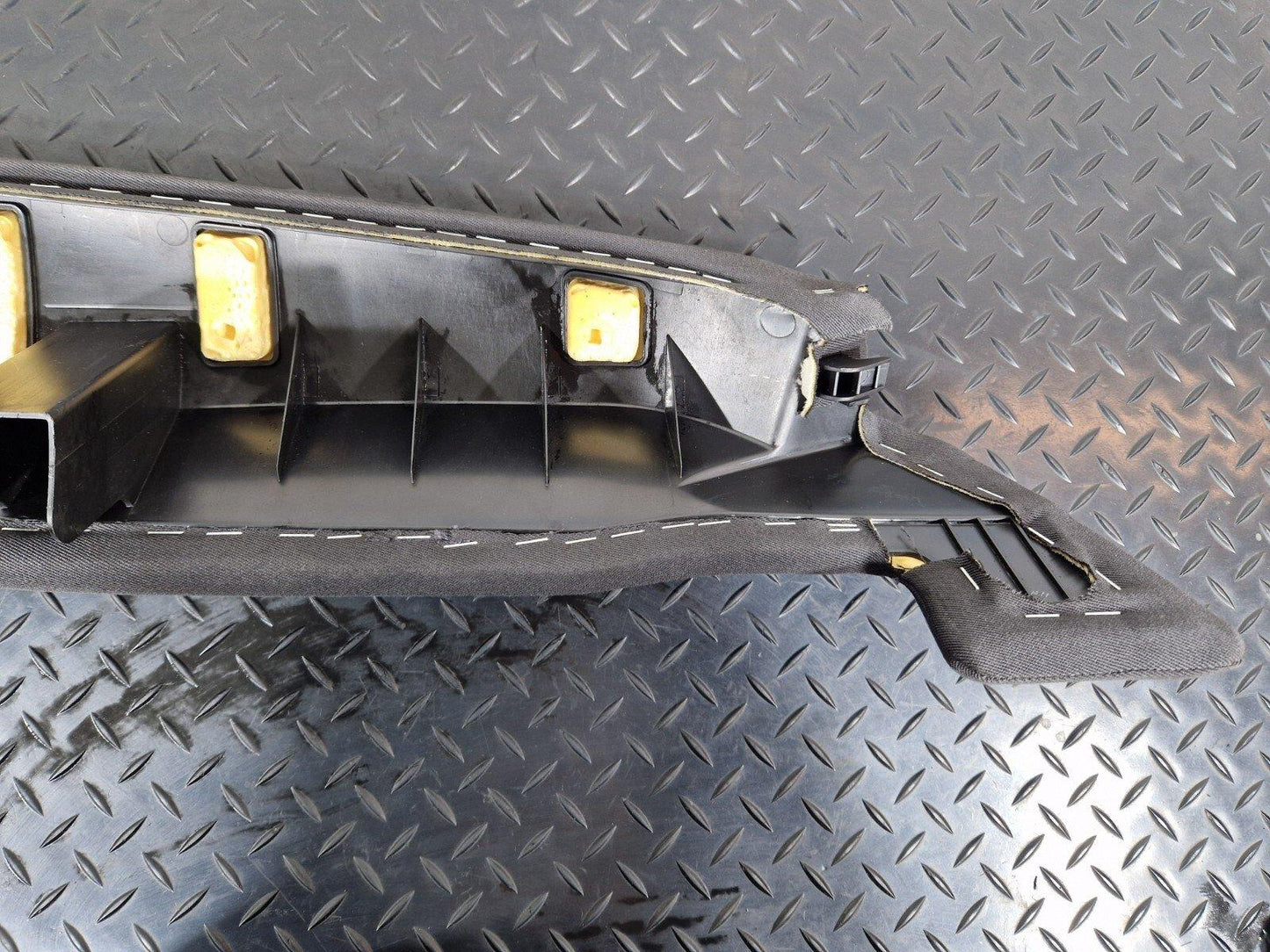 10-18 AUDI A7 4G S-LINE GENUINE REAR SEAT BACK BOLSTERS 4G085703A