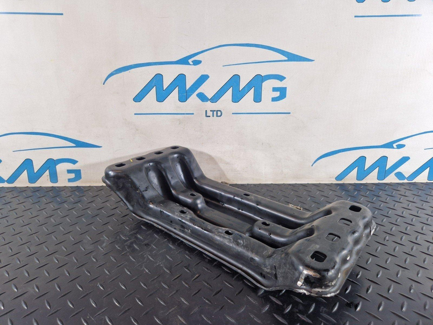 16-22 MERCEDES BENZ X253 GEARBOX MOUNT SPPORT BRACKET A2052422201