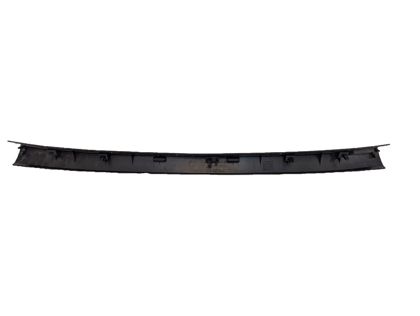 10-15 AUDI Q7 4L  GENUINE  TAILGATE CENTRE COVER TRIM 4L0867606