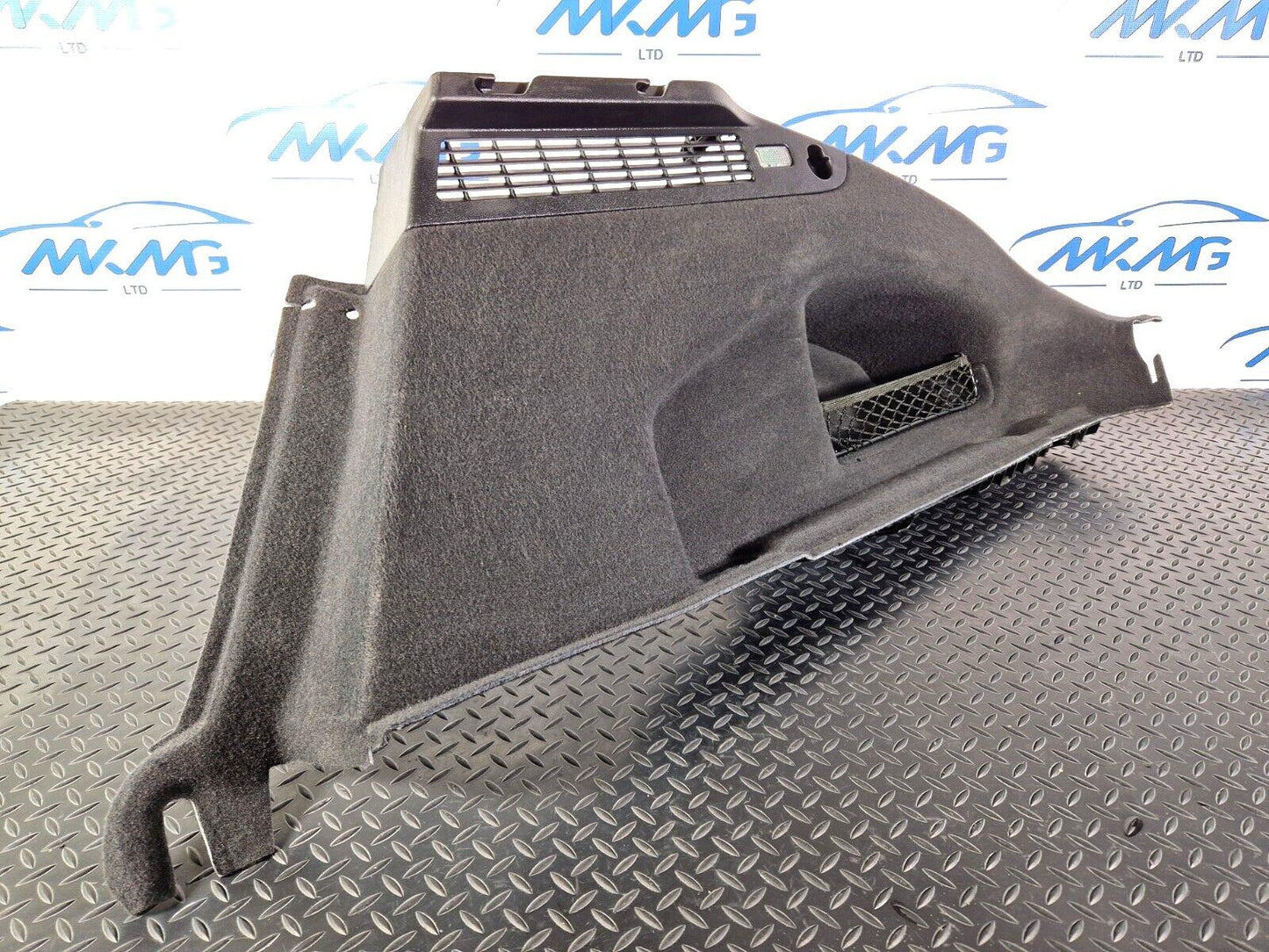 15-18 AUDI A7 4G OEM REAR RIGHT TAILGATE BOOT TRIM PANEL 4G8863888