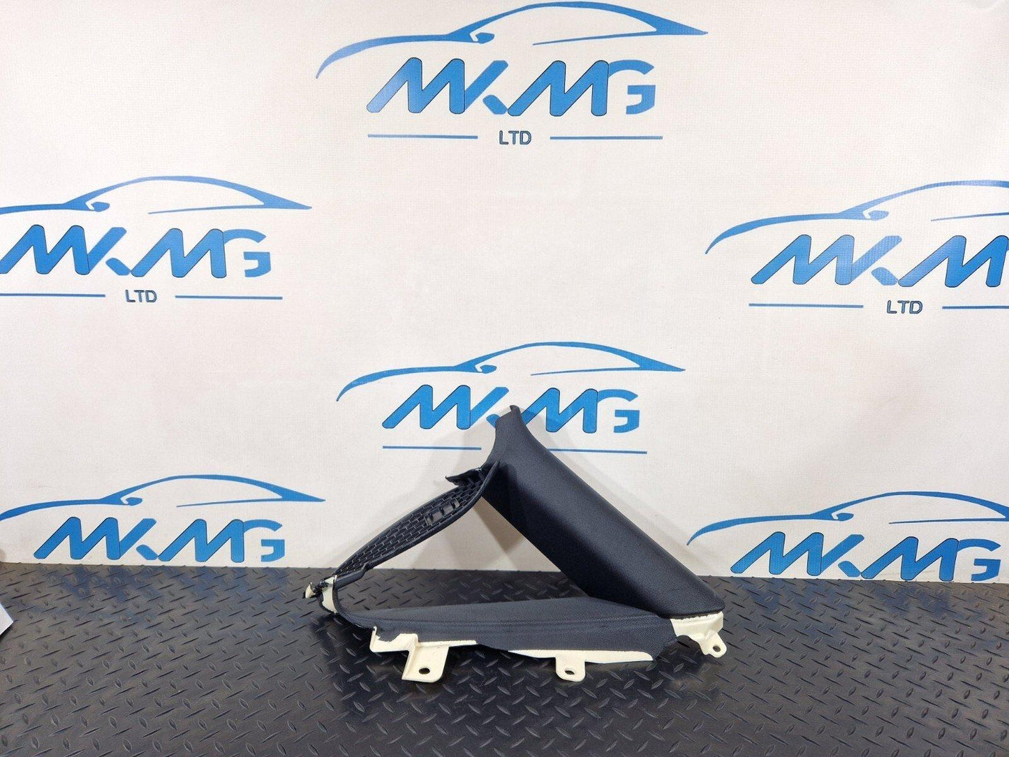 10-18 AUDI A7 4G S-LINE GENUINE RIGHT SIDE C PILLAR BLACK TRIM COVER 4G8867288