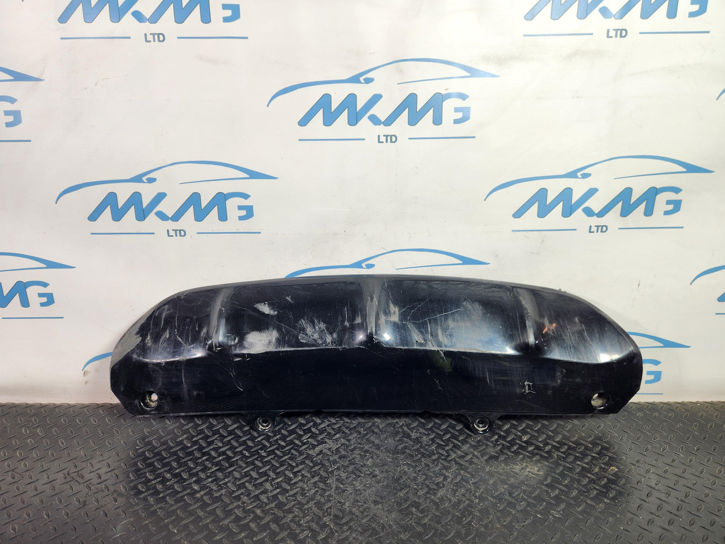 Range Rover Evoque L551 SUV Rear Bumper Lower Trim Damaged K8D2-19B537-C