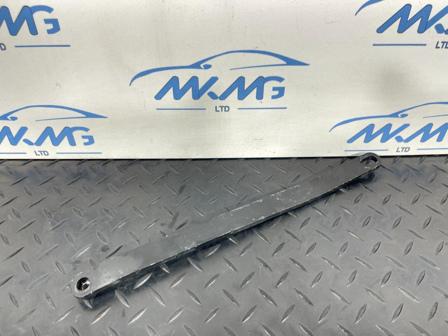 14-21 MERCEDES BENZ C300h W205 REINFORCEMENT RADIATOR SUPPORT STRUT A2056201700