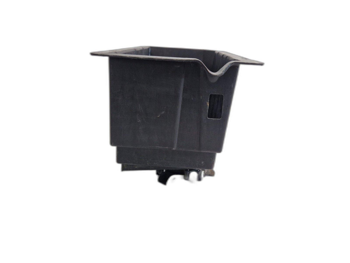 18-ON MERCEDES BENZ SPRINTER GENUINE W907 BATTERY BOX A9076102500