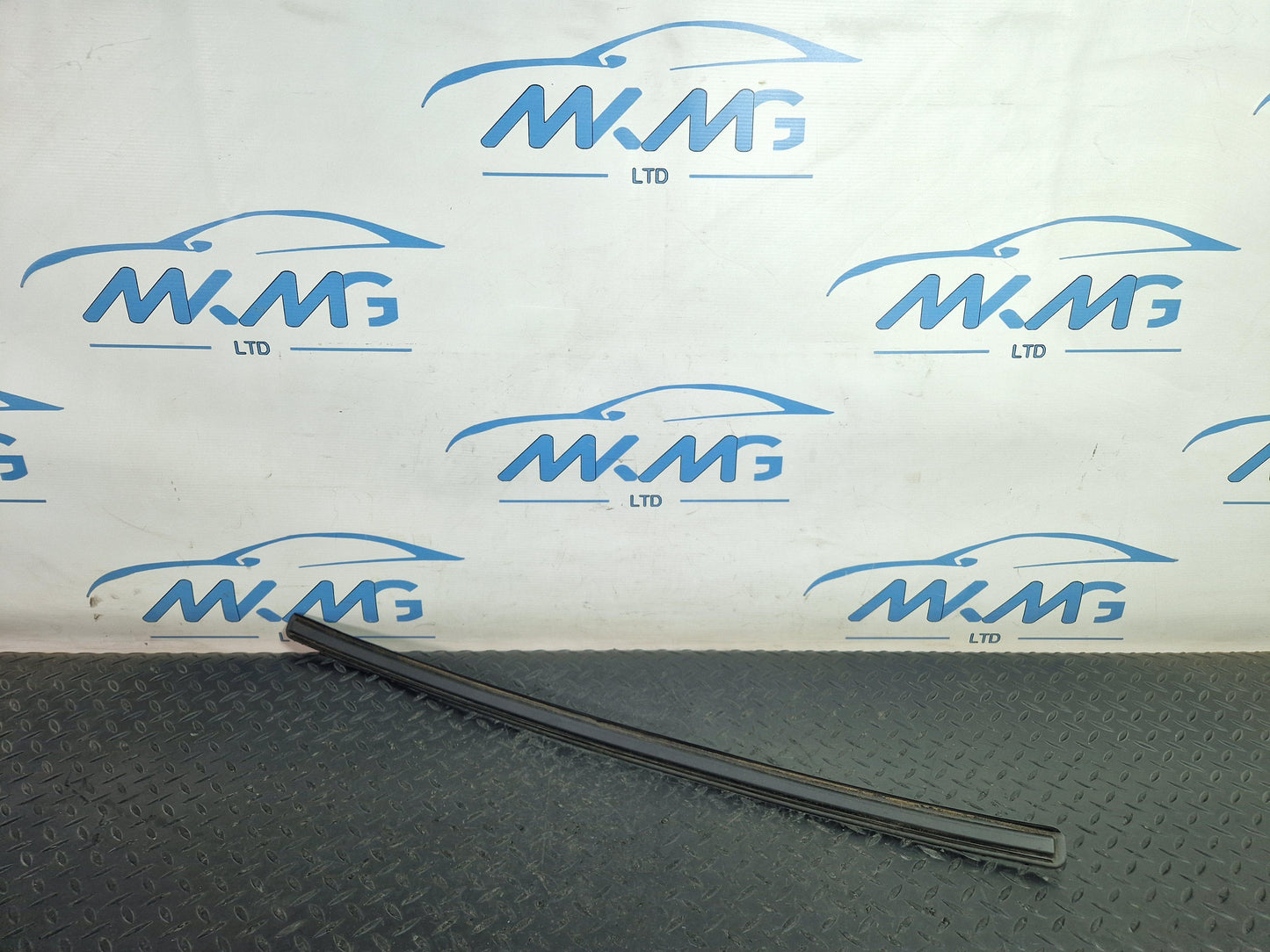 Audi A6 Allroad C7 Genuine Upper Rear Lid Cover 4G9827229