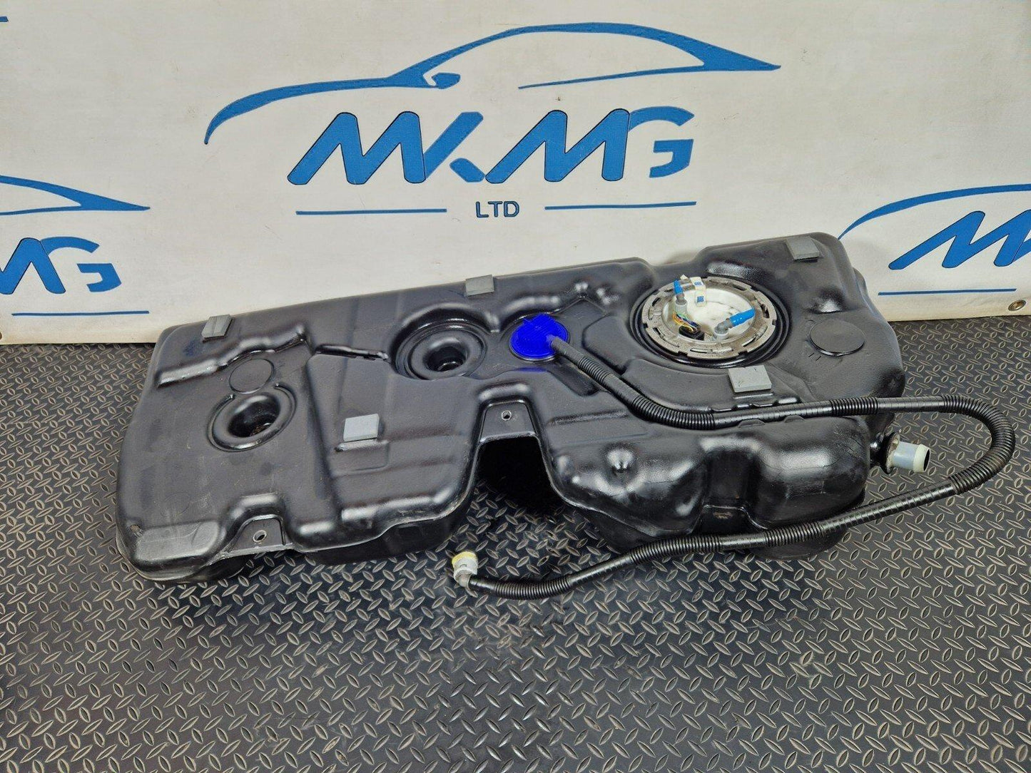 16-22 BMW X1 F48 DIESEL ENGINE FUEL TANK WITH PUMP 7300483 7348331
