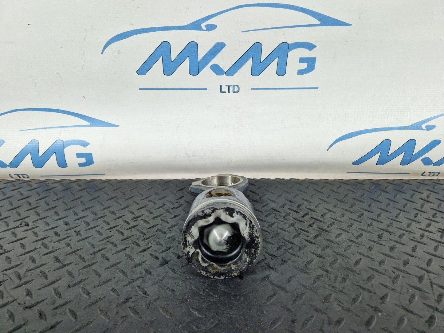 11-19 MERCEDES BENZ ML W166 OM642.826 3.0 CDI PISTON & CON ROD A6420307717