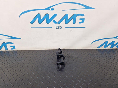 12-18 MERCEDES BENZ B-CLASS W246 SUSPENSION STRUT FRONT LEFT BRACKET A2464210594