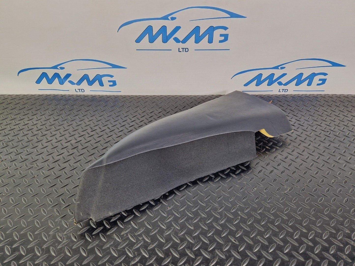 14-21 MERCEDES BENZ C300h W205 OEM REAR SEAT BOLSTER PANEL LEFT SIDE 5504251021