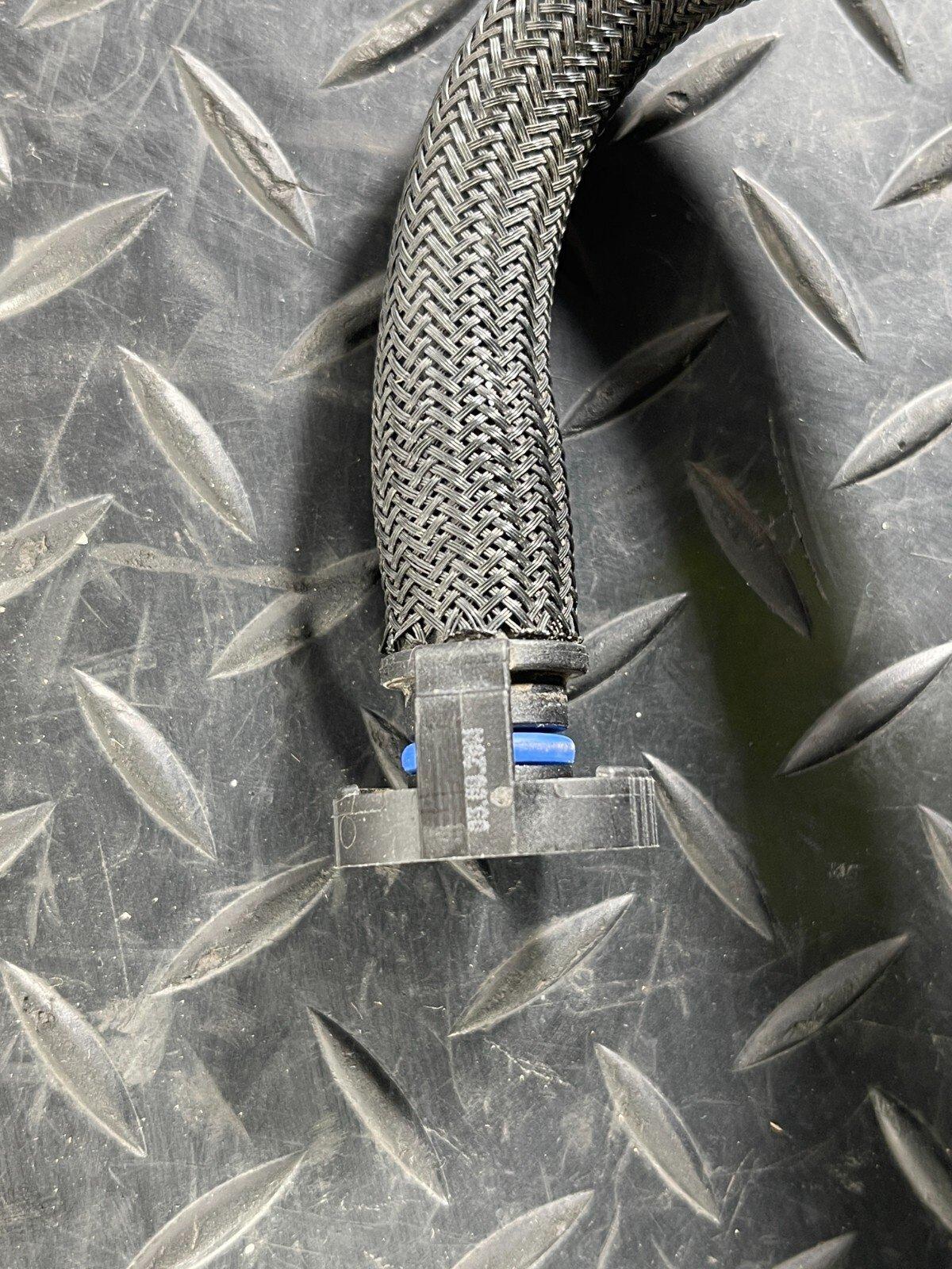 19-ON MERCEDES BENZ A CLASS W177 V177 EQ A250e Vacuum Hose A1774301900