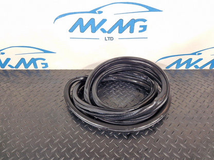 BMW 2 SERIES GRAN TOURER F45 F46 REAR TAILGATE BOOTLID RUBBER SEAL 7474443