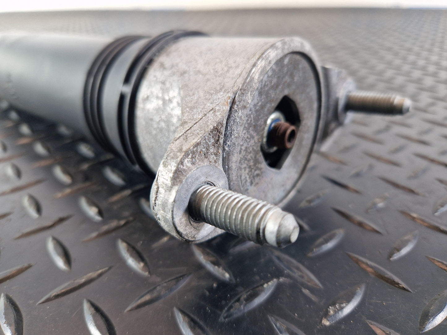2019 Mercedes-Benz B200d B-Class W247 SUV Shock Absorber A2473203600