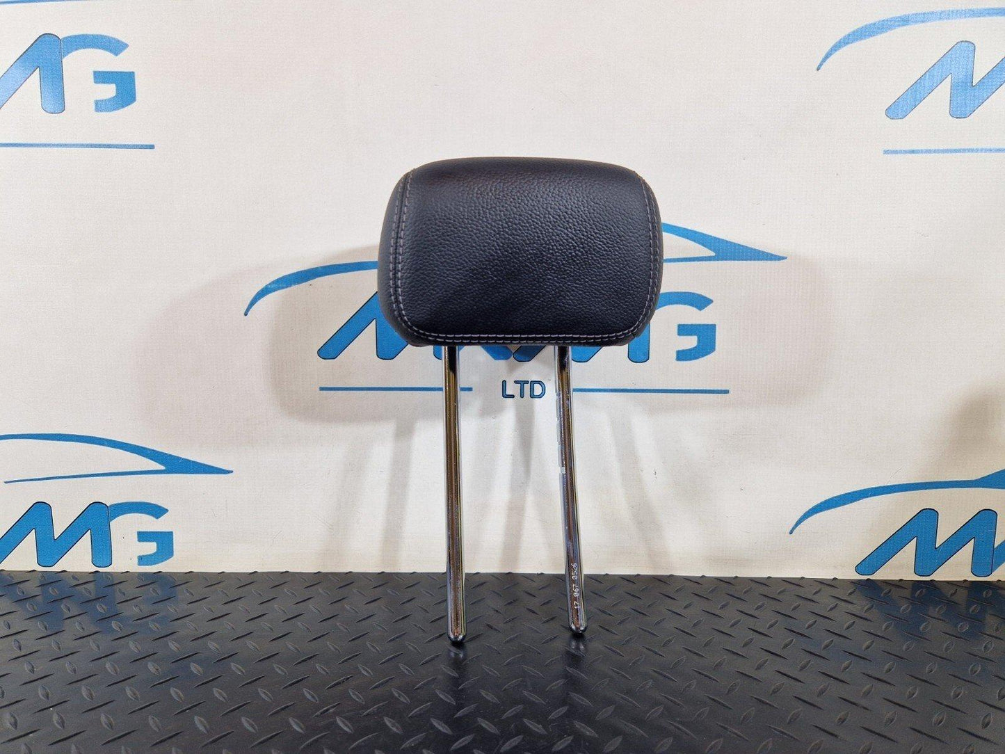 14-21 MERCEDES BENZ C300h W205 GENUINE SEAT HEADREST REAR LEFT RIGHT N/O/S