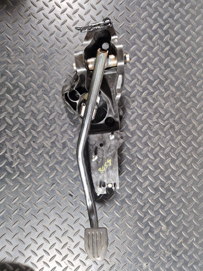 19-ON RANGE ROVER EVOQUE L551 BRAKE PEDAL M8D22D094BC