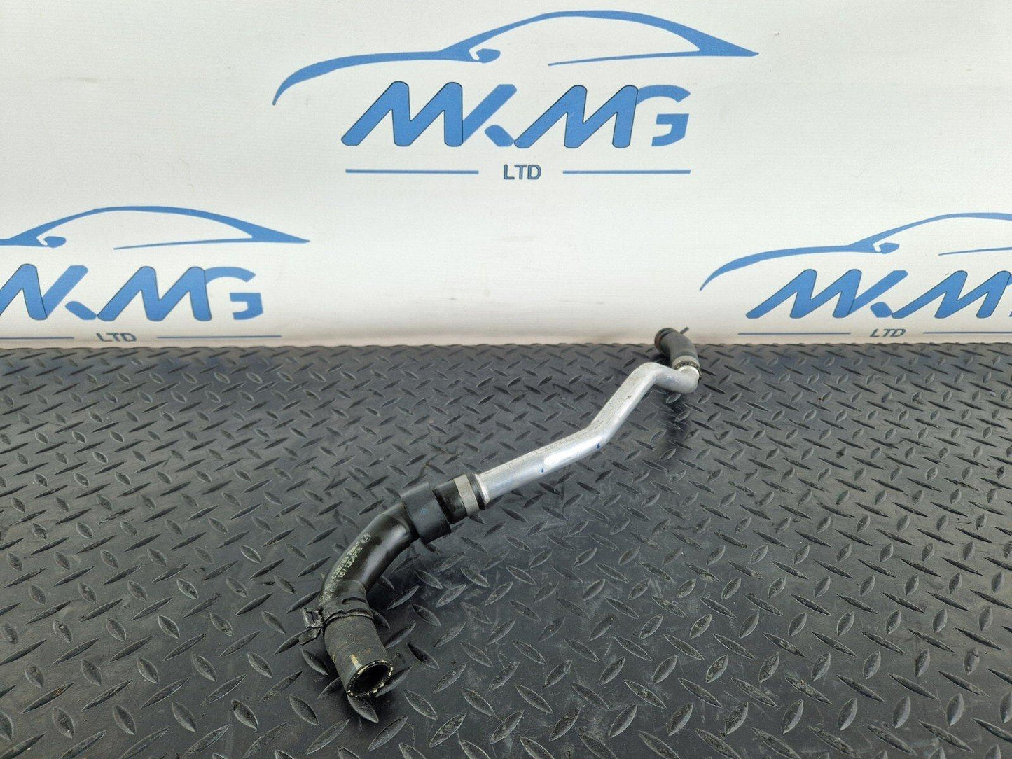 14-21 MERCEDES BENZ C200 W205 GENUINE OEM ENGINE COOLANT HOSE PIPE A2058303202