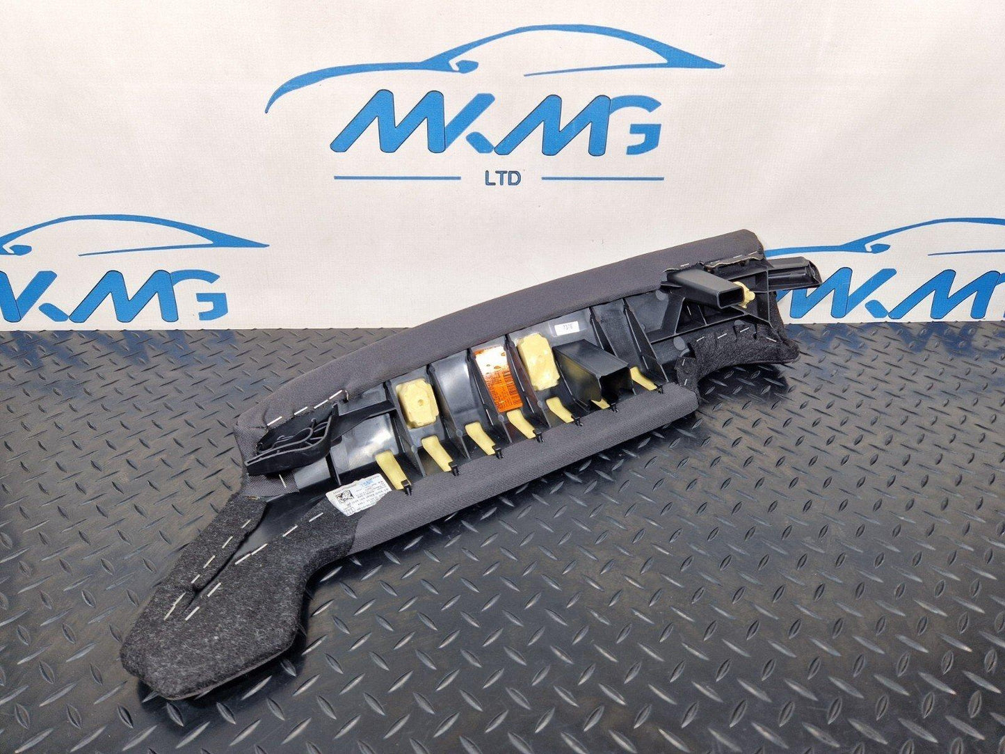 16-19 AUDI A4 B9 REAR RIGHT DRIVER SIDE BOLSTER 8W0885704