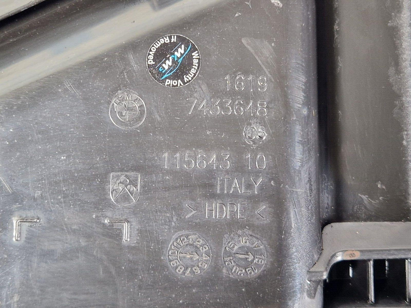 12-18 BMW 3 SERIES F30 F31 LCI ACTIVE ADBLUE TANK CONTAINER 7433648