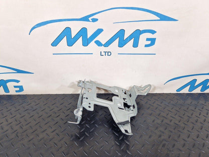 14-21 MERCEDES BENZ C220d W205 FUSE BOX RELAY HOLDER BRACKET A2055451740
