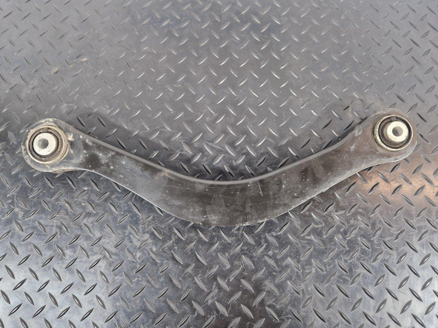 16-19 AUDI A4 B9 AVANT ULTRA SPORT GENUINE REAR CONTROL ARM 8W0505371B