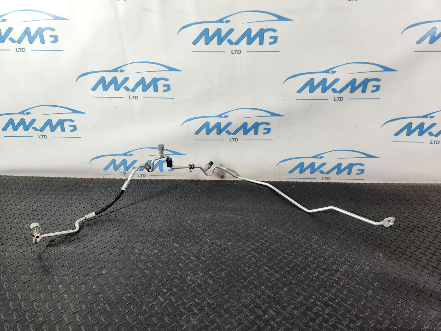 14-21 BMW 2 SERIES GRAN TOURER F45 F46 GENUINE AIR CON HOSE PIPE 6832951