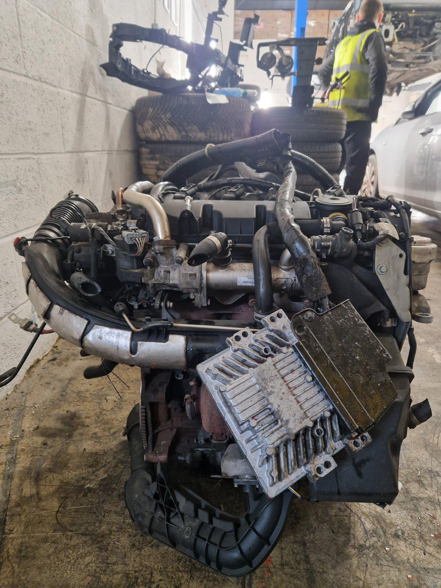 Ford S-Max MK1 (CD340) MPV Engine