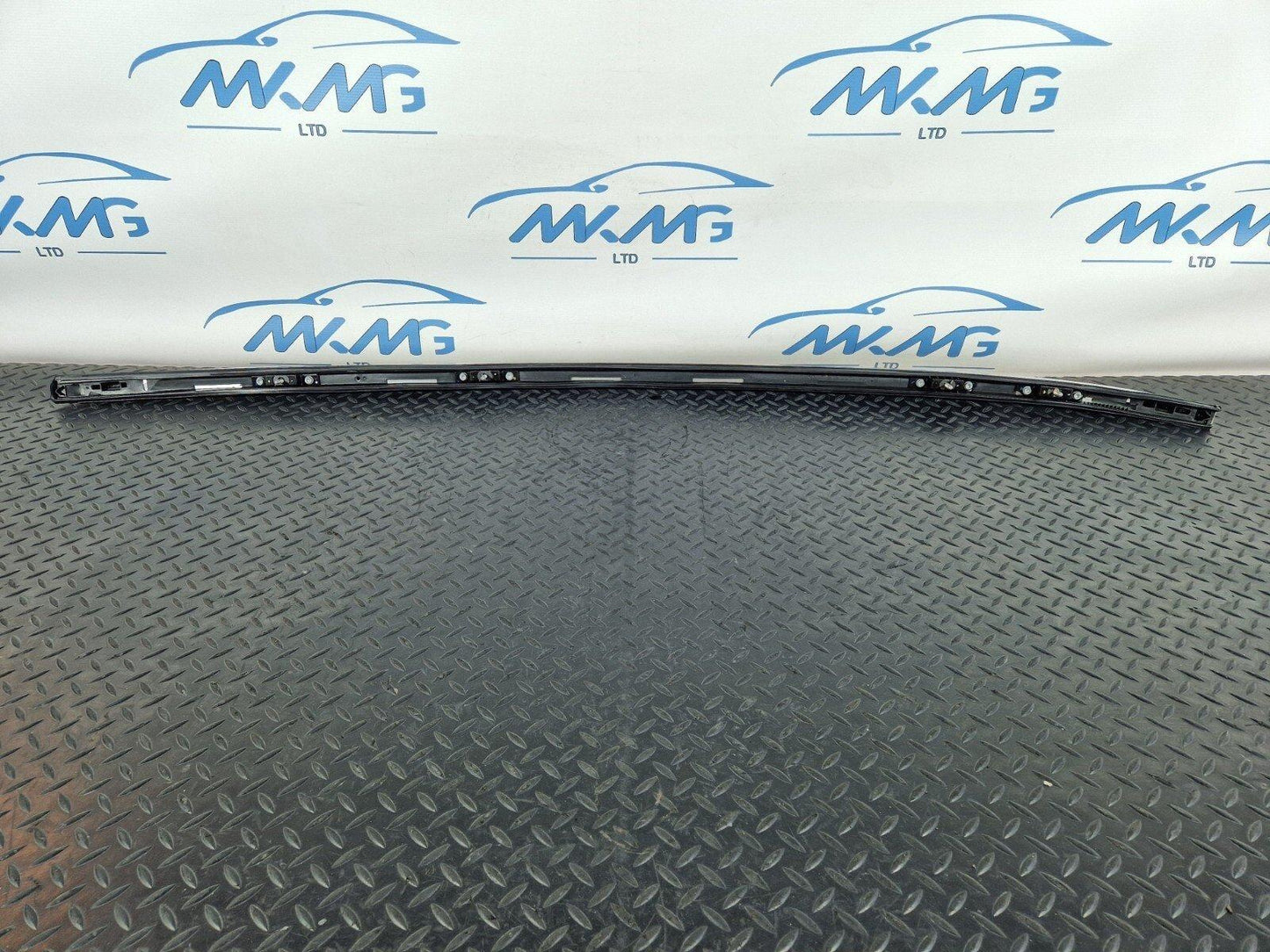 14-19 MERCEDES BENZ GLA X156 OEM LEFT PASSENGER SIDE N/S ROOF RAIL A1568900393