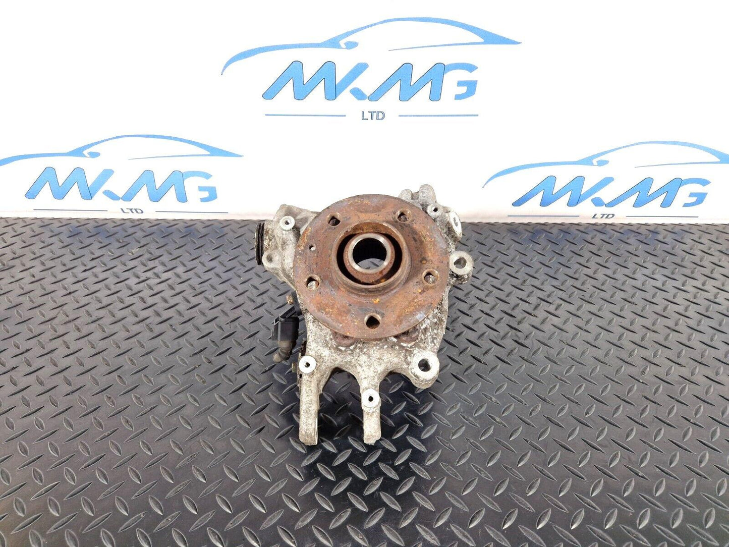 10-18 AUDI A7 4G S-LINE GENUINE REAR LEFT N/S SUSPENSION WHEEL HUB 8R0505431F