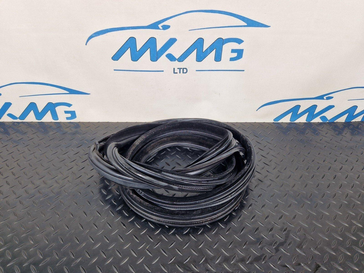 11-18 BMW 6 SERIES F06 GASKET SEAL RUBBER FRONT DOOR DRIVER SIDE 7275298