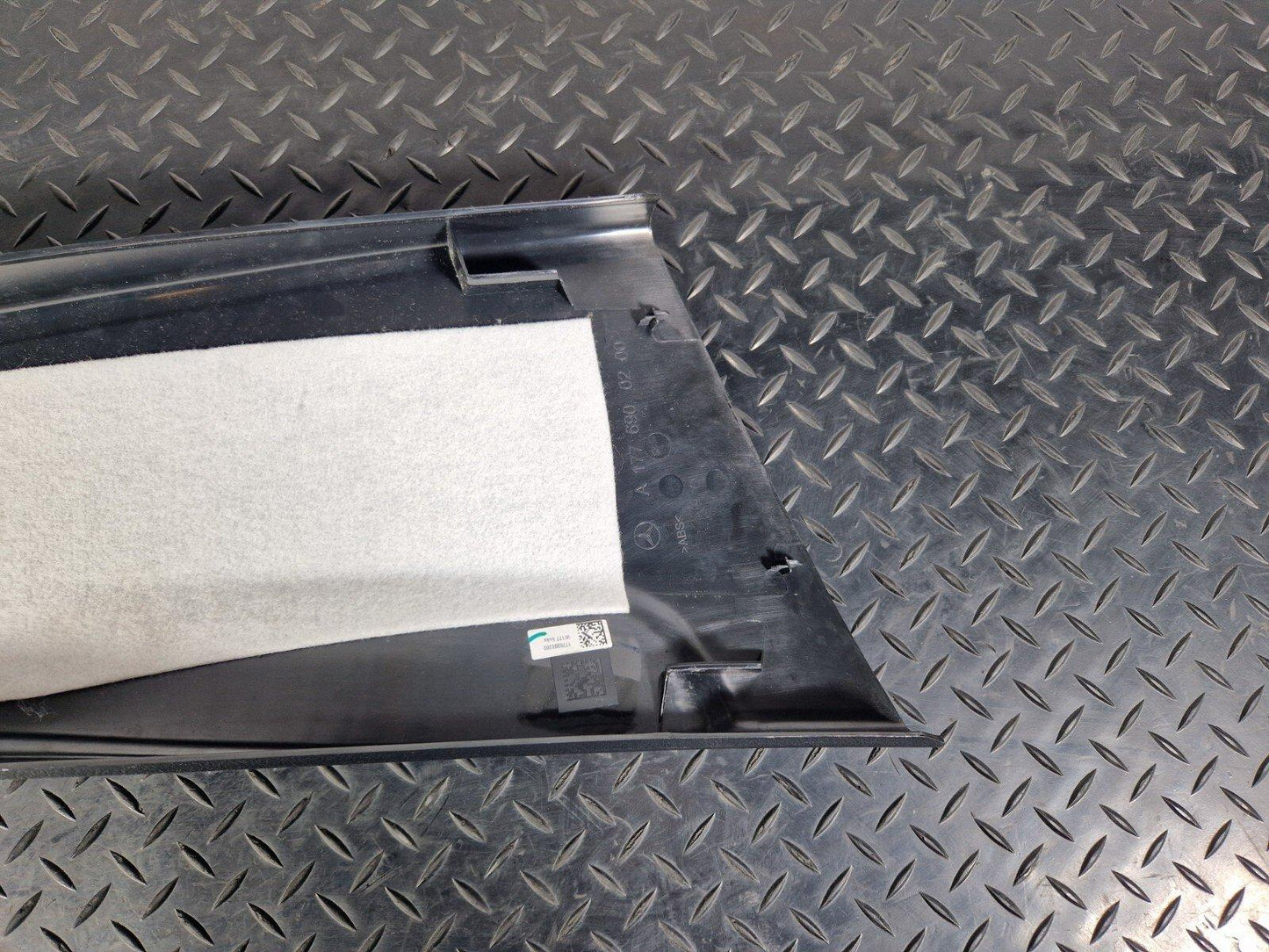 GENUINE MERCEDES A CLASS W177 PASSENGER SIDE TOP B PILLAR TRIM A1776900200