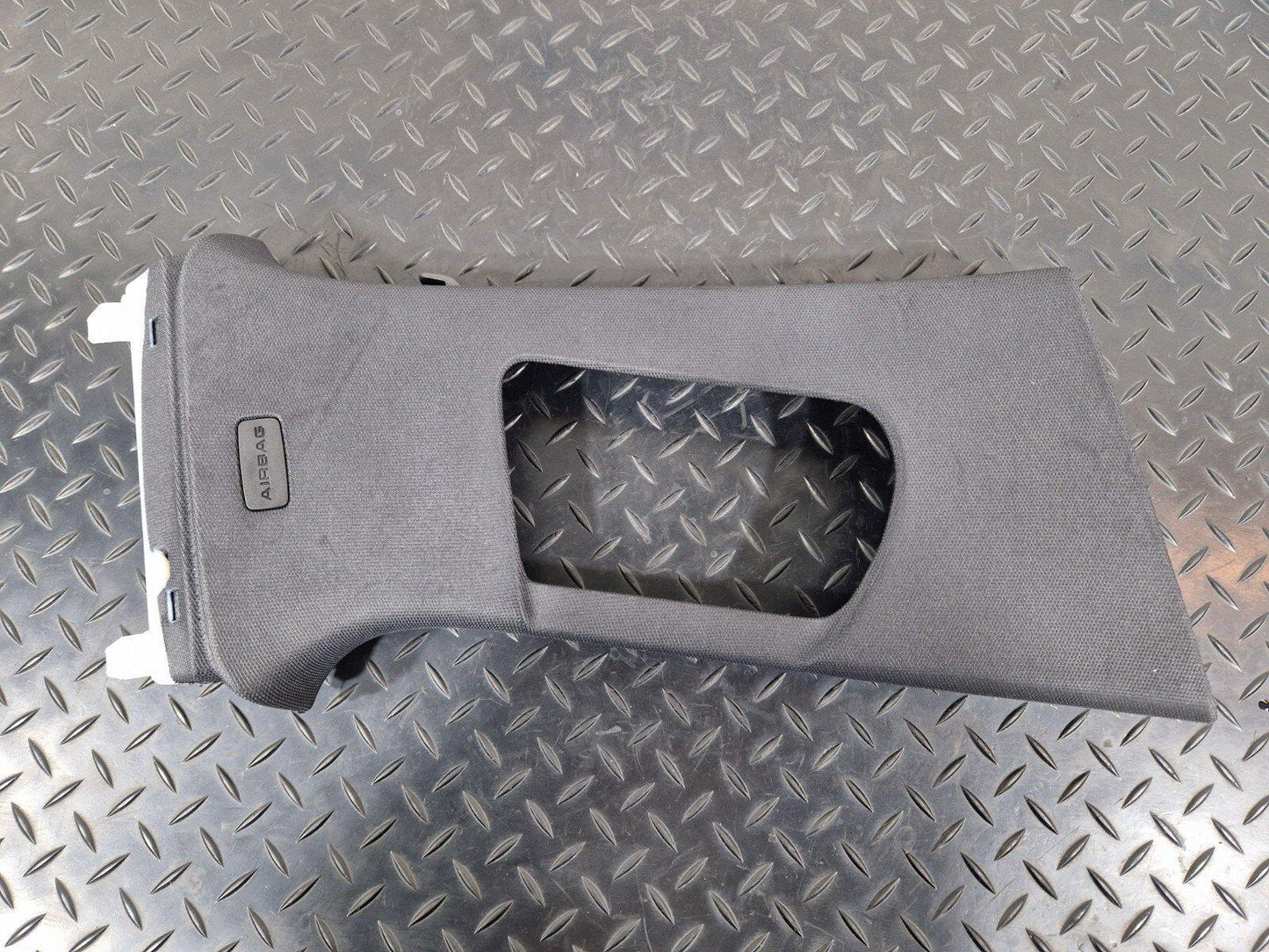 16-19 AUDI A4 AVANT B9 S-LINE RIGHT DRIVER SIDE B-PILLAR TRIM COVER 8W0867244D