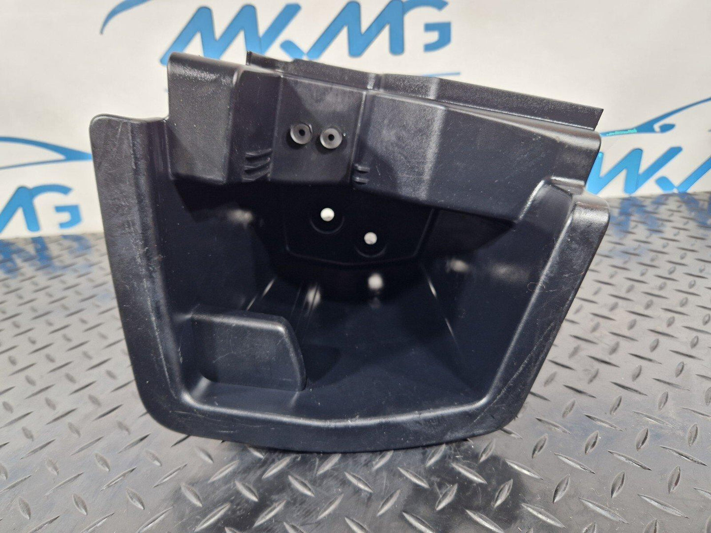 14-21 BMW 2 SERIES GRAN TOURER GENUINE F46 REAR LEFT BOOT STORAGE BOX 7327033