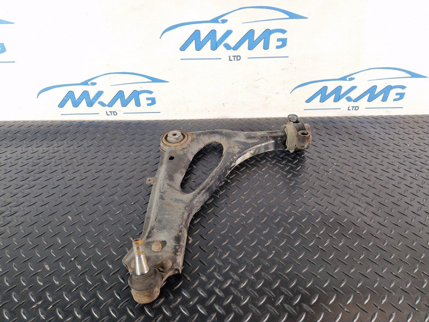 14-23 MERCEDES VITO W447 GENUINE FRONT LEFT N/S CONTROL ARM A4473303400