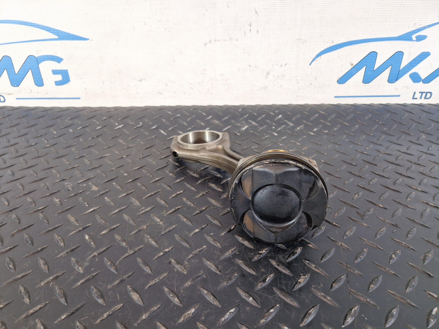 Range Rover Evoque L551 2.0 Petrol AJ20P4 Piston Con Rod