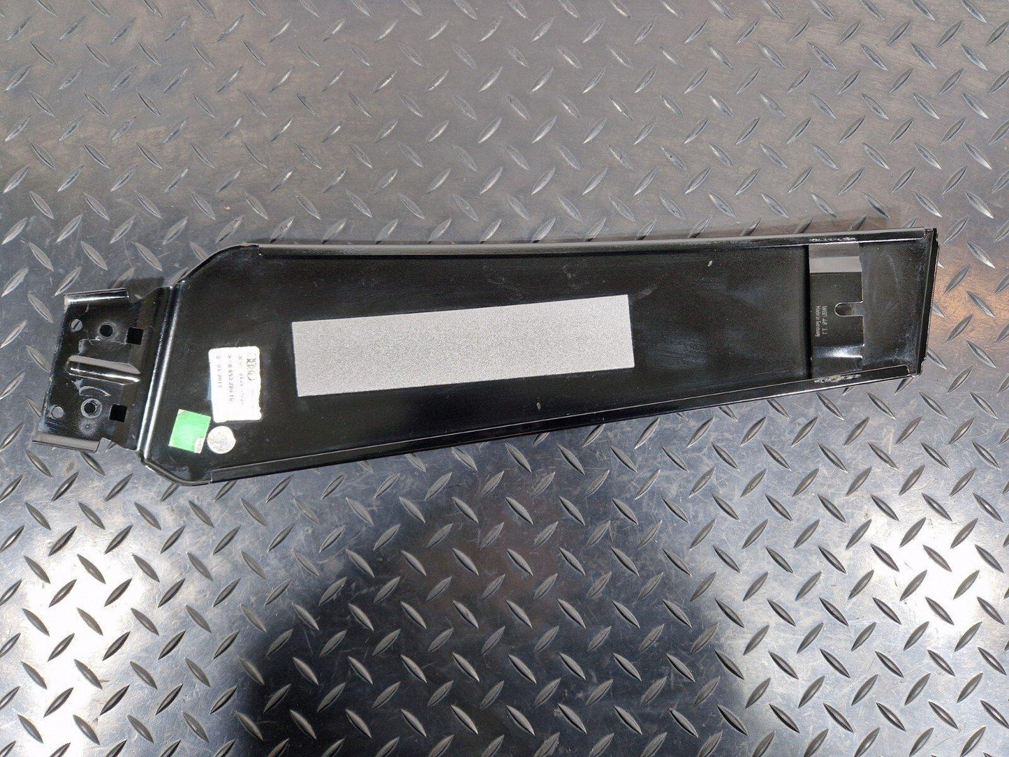 16-23 AUDI A5 F5 SPORTBACK S-LINE LEFT SIDE EXTERIOR B-PILLAR COVER 8W8853289