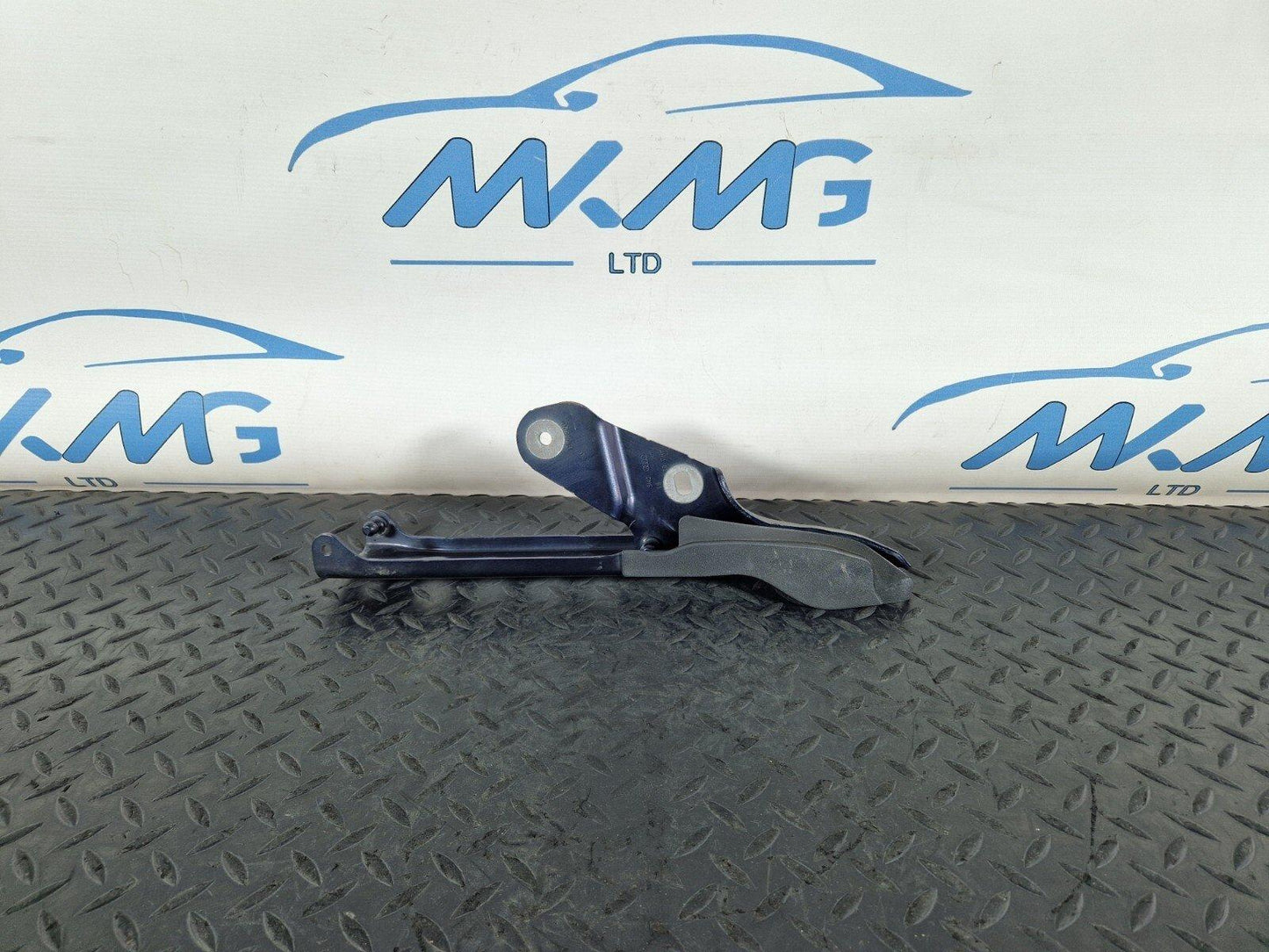 10-17 AUDI A8 4H FRONT LEFT N/S BONNET HOOD HINGE IN BLUE 4H0823301D