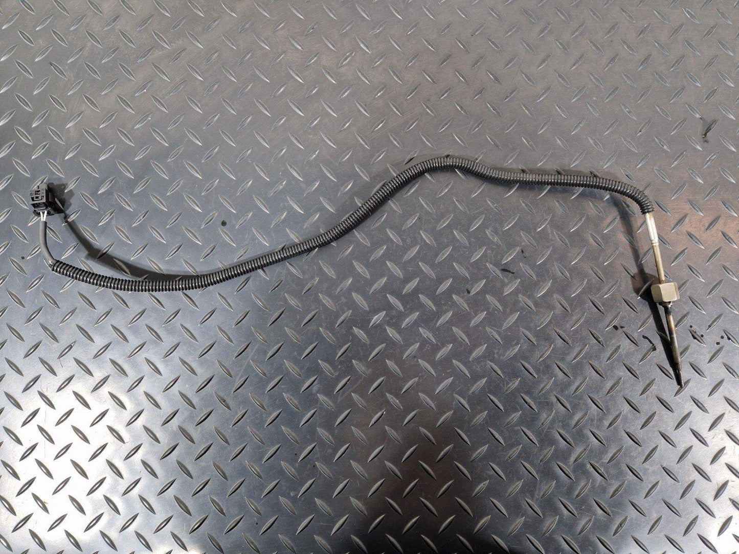 14-21 MERCEDES BENZ C200 W205 2.1 EXHAUST GAS TEMPERATURE SENSOR A0009059705