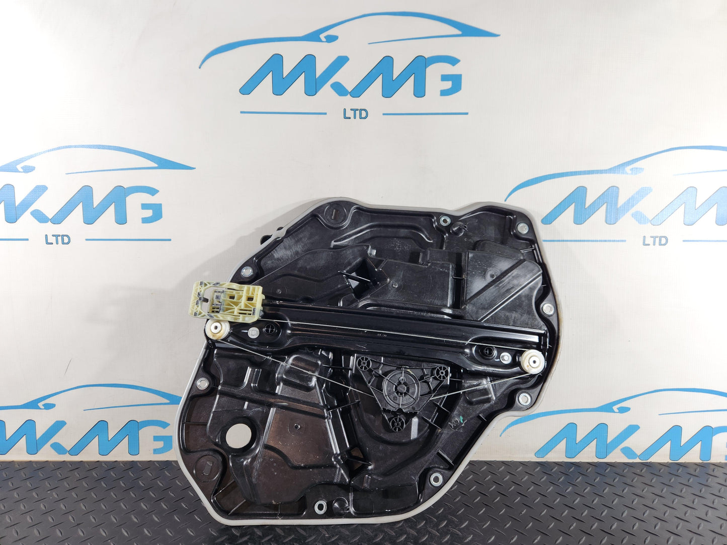 BMW 118i F40 Hatchback Rear Right Driver Window Regulator Motor 5A02FA8