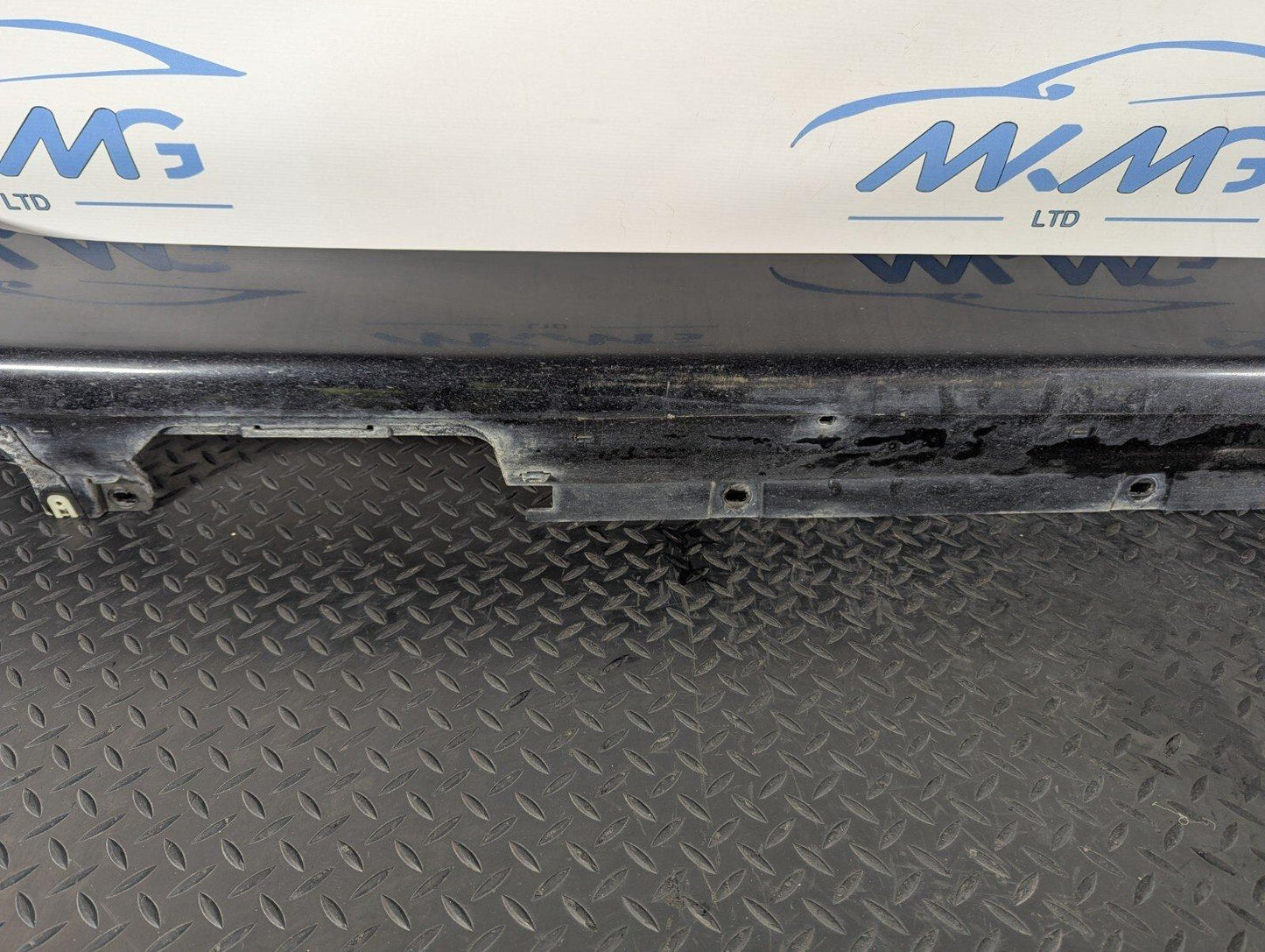 14-21 BMW 2 SERIES 218d GRAN TOURER F46 RIGHT O/S SKIRT PANEL IN BLACK 668