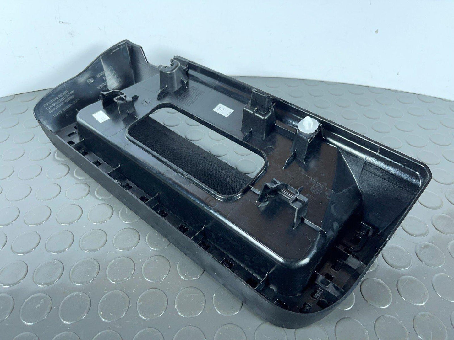 14-21 BMW 2 SERIES GRAN TOURER F45 F46 REAR LEFT MIDDLE SEAT POCKET 7360295