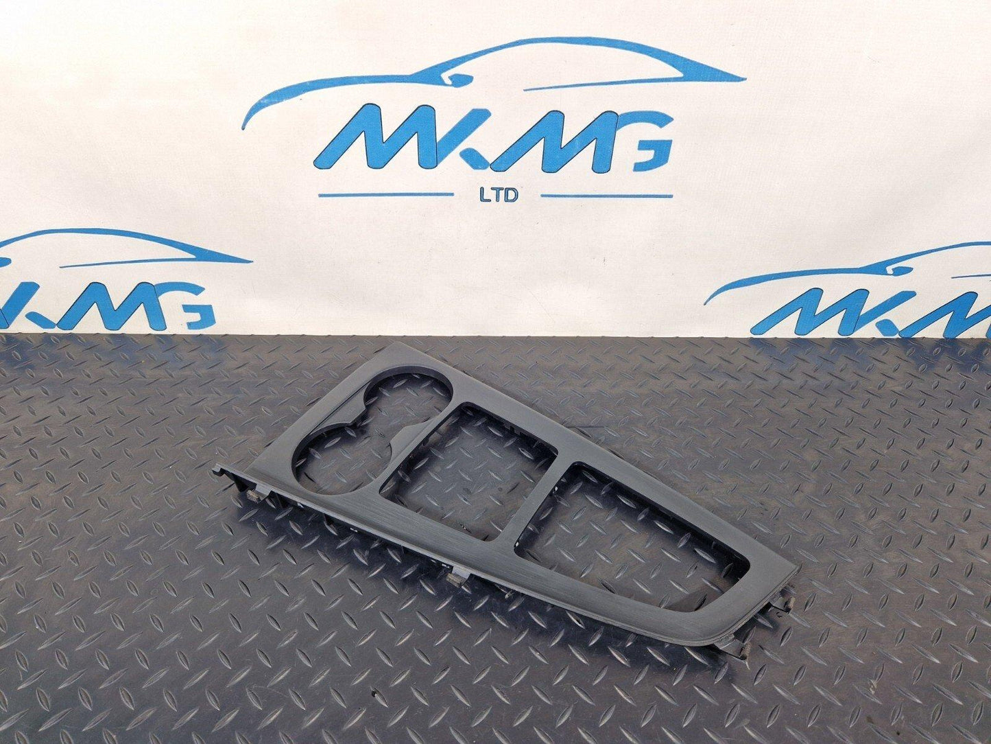 16-19 AUDI A4 B9 GENUINE OEM CENTRE CONSOLE COVER TRIM SURROUND PANEL 8W2864241A